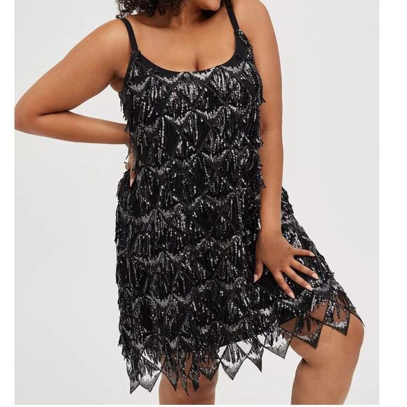 Torrid 1 (1X 14/16) Black/Silver Mini Sequin Fringe Cocktail Party Tank Dress - Picture 3 of 4